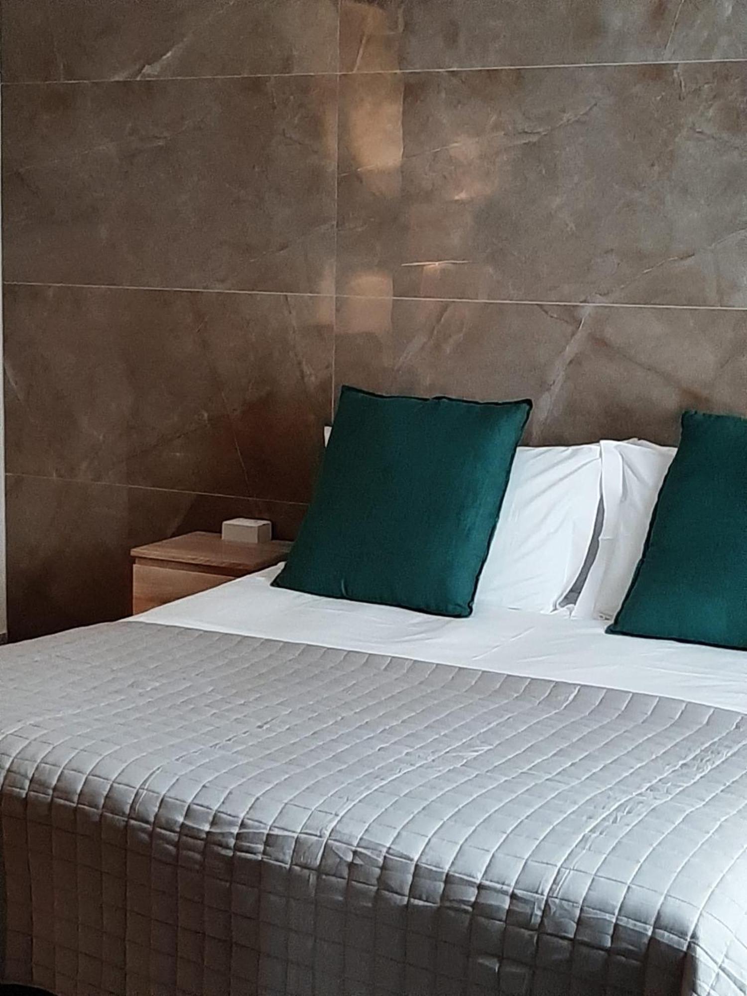 Baaria House Hotel Barcellona-Pozzo di Gotto Luaran gambar