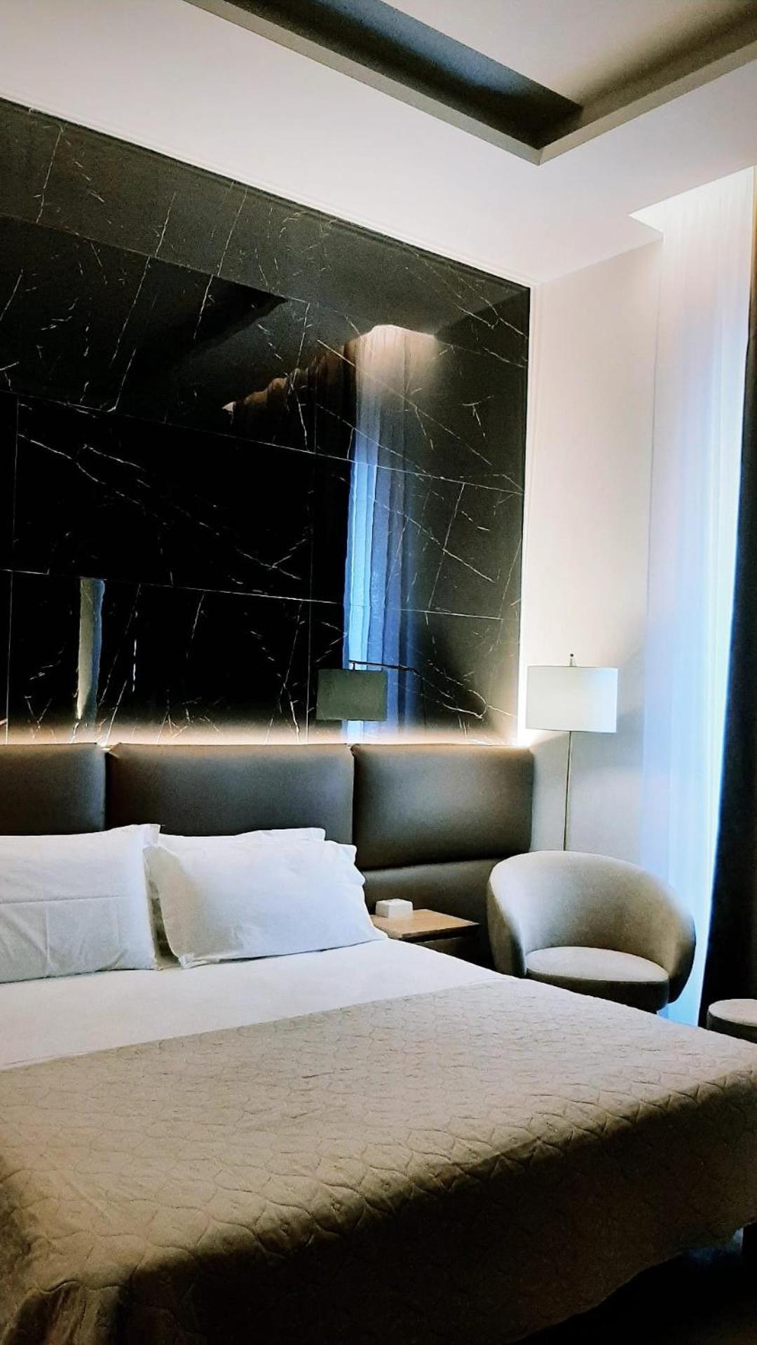 Baaria House Hotel Barcellona-Pozzo di Gotto Luaran gambar