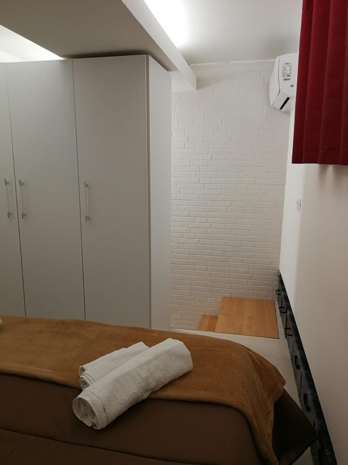 Baaria House Hotel Barcellona-Pozzo di Gotto Luaran gambar